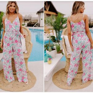 Emily Wonder Kiera Tropical Sleeveless Wide Leg Pull On Jumpsuit Romper Medium